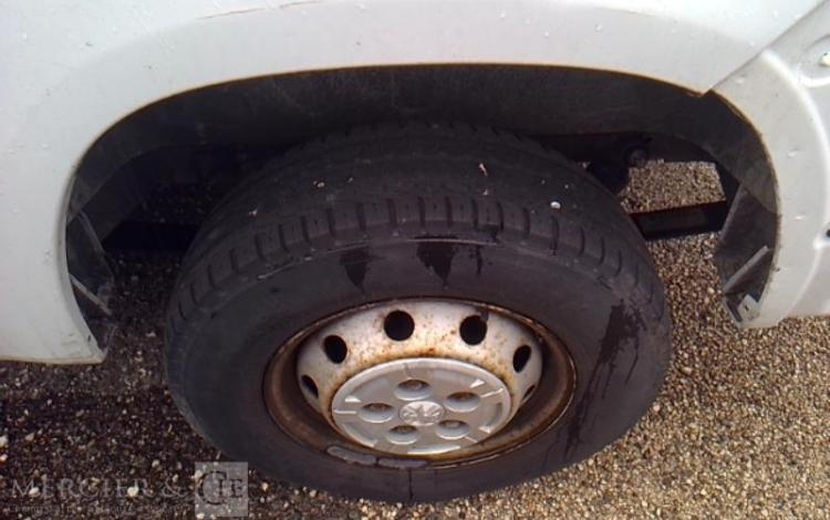 PEUGEOT BOXER L2H2 PREMIUM 335 BHDI BLANC GC-875-QS