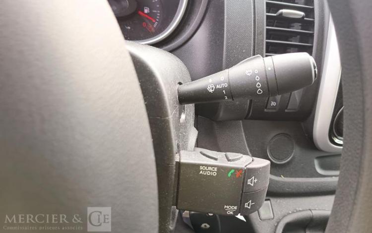 RENAULT TRAFIC GCF L1H1 1200 DCI 120 BLANC GD-177-VR