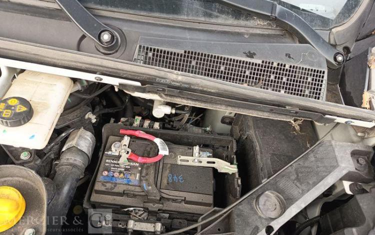 RENAULT TRAFIC GCF L1H1 1200 DCI 120 BLANC GD-177-VR