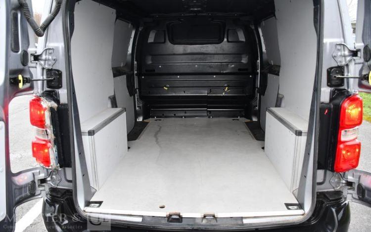 CITROEN JUMPY FOURGON M BLUE HDI120 S&S GRIS GD-451-RF