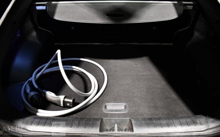 KIA EV6 ACTIVE 54kWh 230ch 2WD NOIRE GD-826-AS