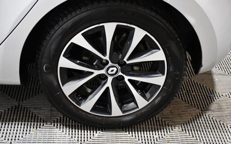 RENAULT CLIO INTENS E-TECH HYBRIDE 140 GRIS GE-369-TT