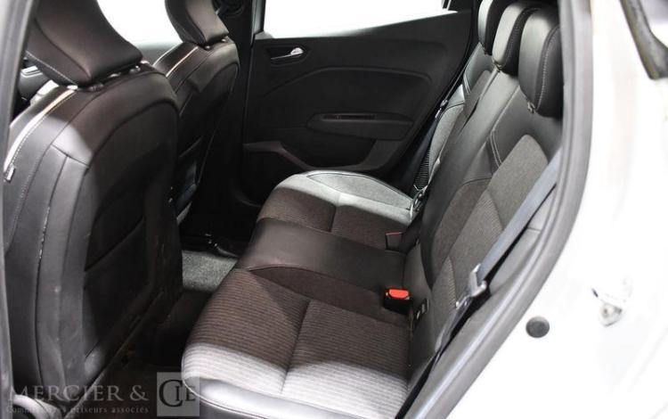 RENAULT CLIO INTENS E-TECH HYBRIDE 140 GRIS GE-369-TT