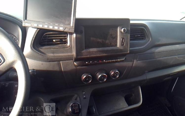 NISSAN NV400 2.3 dci 165ch CAISSE HAYON BLANC GE-584-WX