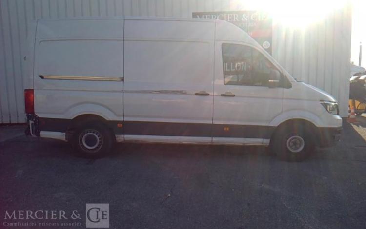 VOLKSWAGEN CRAFTER BLANC GF-091-AX
