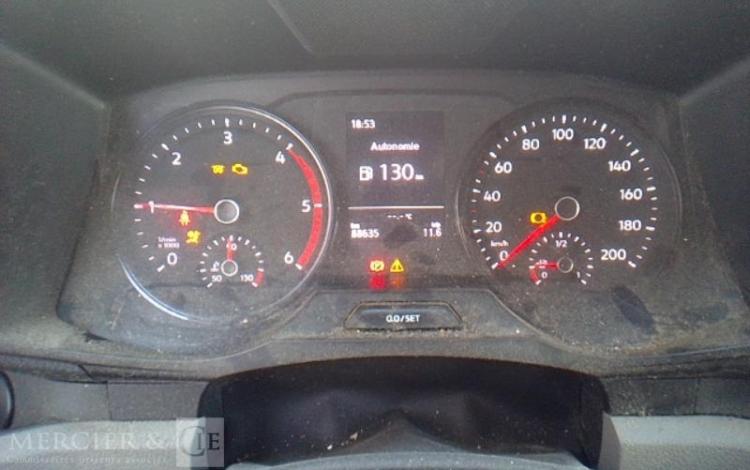 VOLKSWAGEN CRAFTER BLANC GF-091-AX