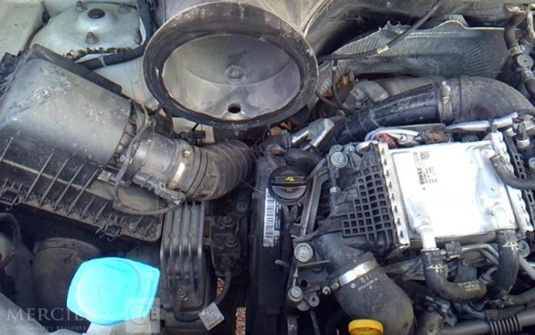 VOLKSWAGEN CRAFTER BLANC GF-091-AX