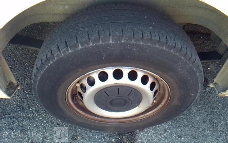 VOLKSWAGEN CRAFTER BLANC GF-091-AX