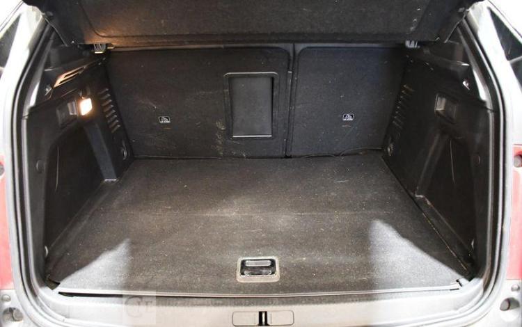 PEUGEOT 3008 GT HYBRID 225 ROUGE GF-217-YB