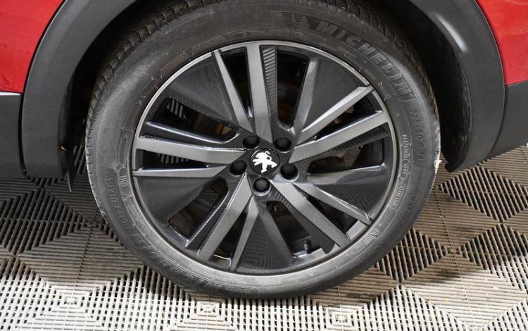 PEUGEOT 3008 GT HYBRID 225 ROUGE GF-217-YB