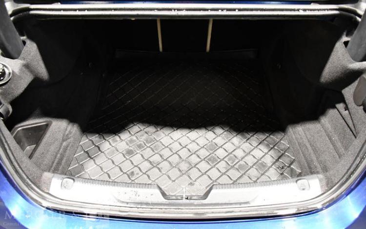 JAGUAR XE 2,0 D 165 E-PERFORMANCE PRESTIGE BVA BLEU GF-470-ZR