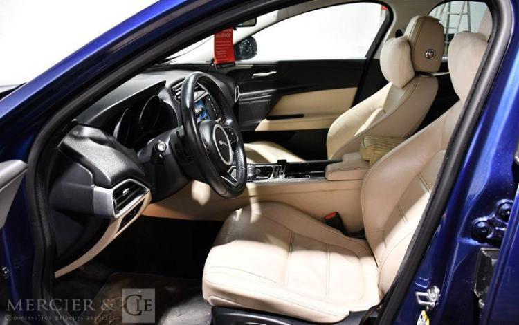 JAGUAR XE 2,0 D 165 E-PERFORMANCE PRESTIGE BVA BLEU GF-470-ZR