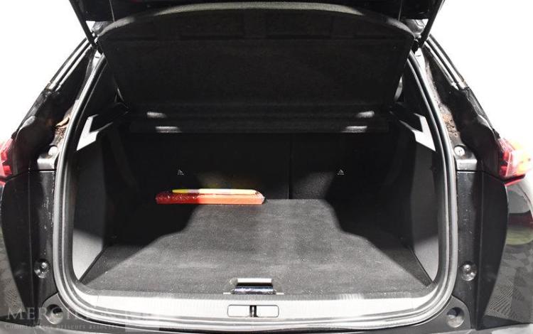 PEUGEOT 2008 1,2 PURE TECH NOIR GG-033-RF