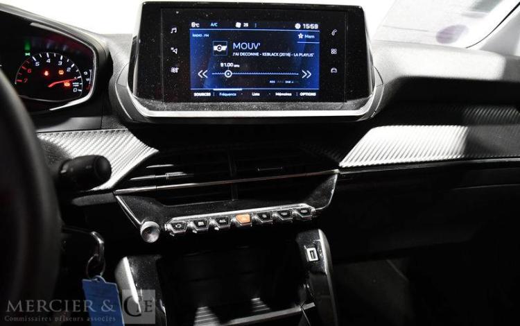 PEUGEOT 2008 1,2 PURE TECH NOIR GG-033-RF