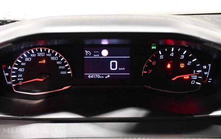 PEUGEOT 2008 1,2 PURE TECH NOIR GG-033-RF