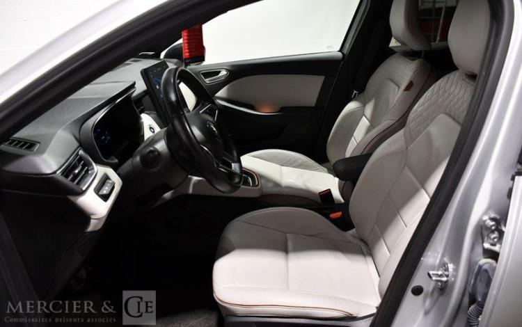 RENAULT CLIO INITIALE PARIS E-TECH HYBRIDE GRIS GG-477-QJ