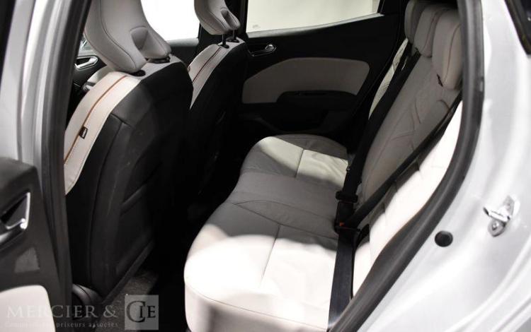 RENAULT CLIO INITIALE PARIS E-TECH HYBRIDE GRIS GG-477-QJ