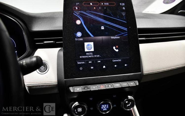 RENAULT CLIO INITIALE PARIS E-TECH HYBRIDE GRIS GG-477-QJ