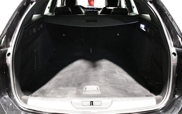 PEUGEOT 308 SW GT EAT8 130ch NOIR GH-075-AM