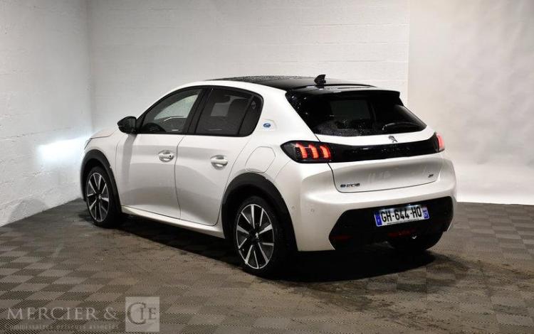 PEUGEOT e-208 GT PACK BLANC GH-644-HQ