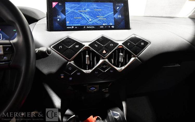 DS DS3 CROSSBACK PURE TECH 100 BUSINESS BLANC GJ-138-SP