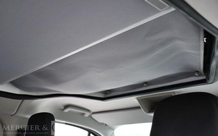 LAIKA CAMPING-CAR VAN KOSMO URBAN LAIKA BLANC GJ-301-HN