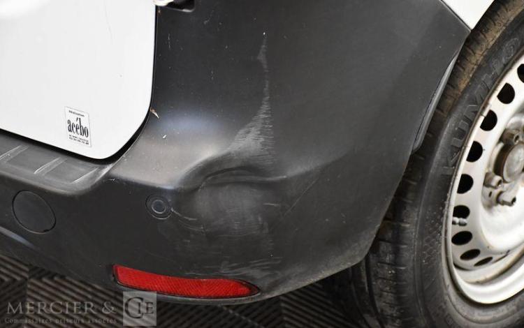 RENAULT EXPRESS VAN CONFORT BLUE DCI 95 BLANC GJ-355-DA