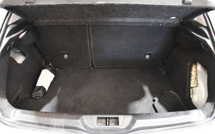 RENAULT MEGANE BERLINE EVOLUTION BLUE DCI 115 BLANC GJ-405-KM