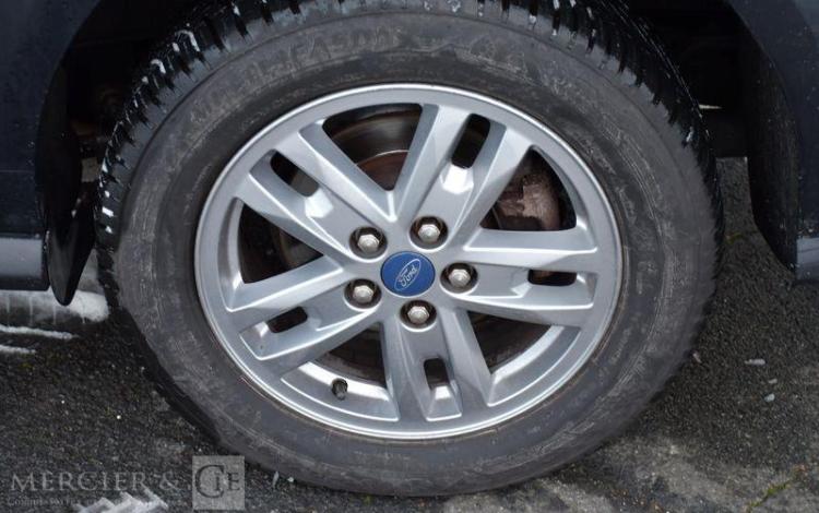 FORD TOURNEO CONNECT EQUIPE PMR – 7 PLACES NOIR GK-897-CB