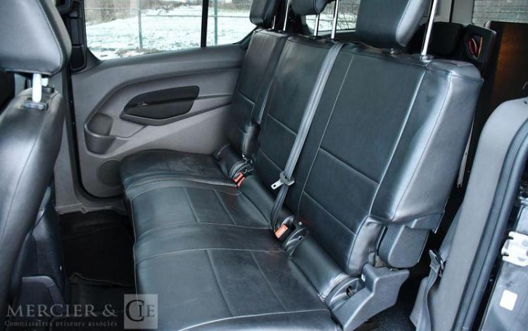 FORD TOURNEO CONNECT EQUIPE PMR – 7 PLACES NOIR GK-897-CB