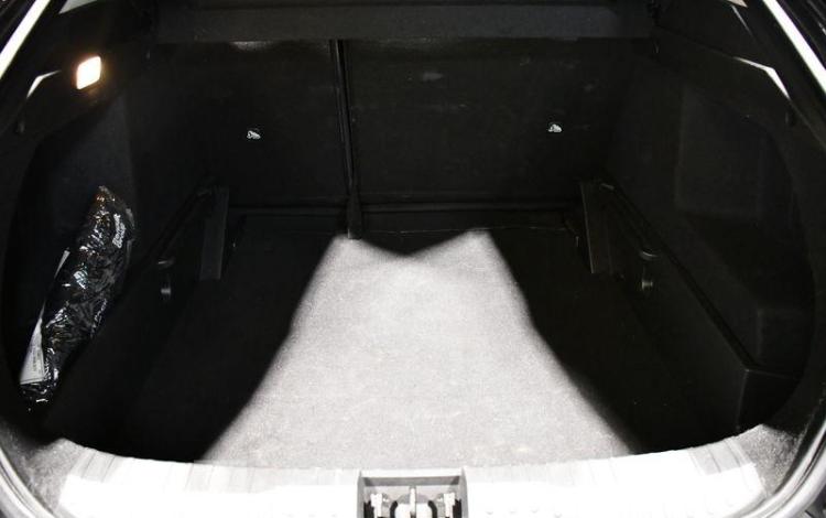 RENAULT ARKANA EVOLUTION MILD HYBRID 140 EDC NOIR GL-320-HN