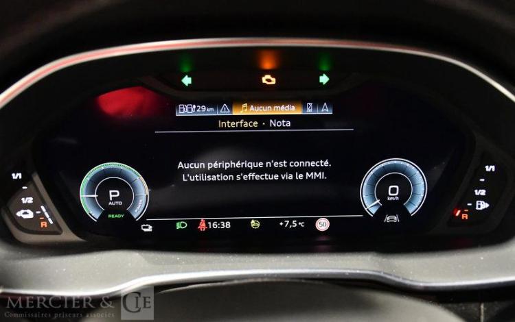 AUDI Q3 NOIR GL-332-AH