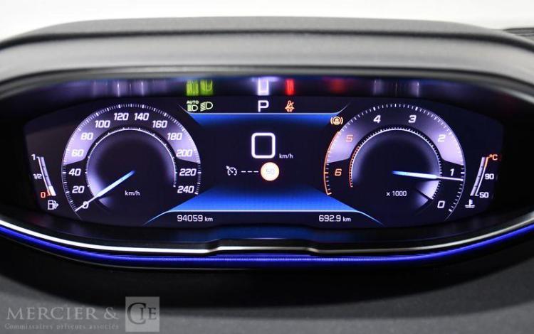 PEUGEOT 3008 1.5 BLUEHDI 130ch ALLURE PACK EAT NOIR GM-154-PW