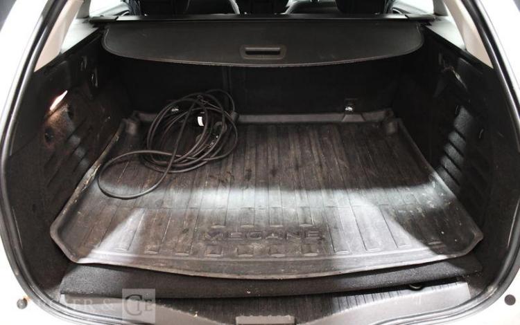 RENAULT MEGANE ESTATE EVOLUTION E-TECH PLUG-IN HYBRID 160 BLANC GM-388-FS