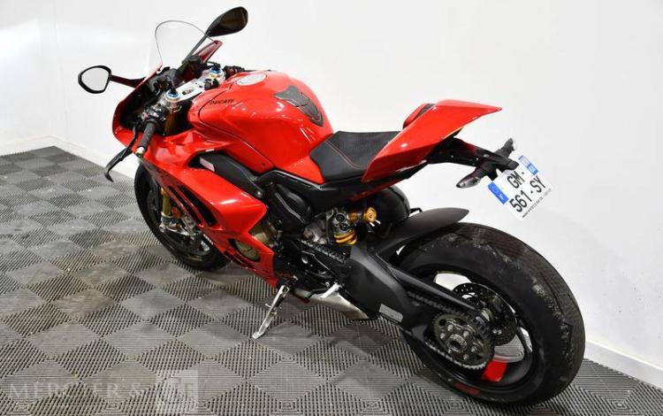 DUCATI PANIGALE V4 S-ROUGE ROUGE GM-561-SY