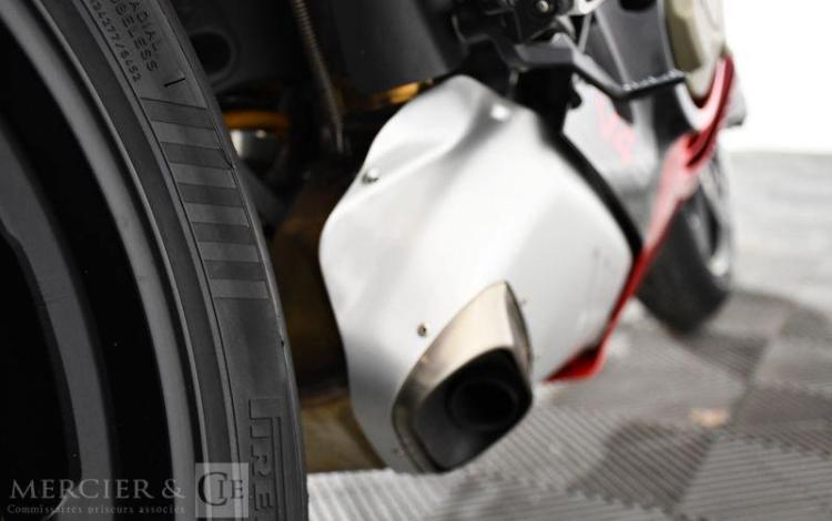 DUCATI PANIGALE V4 S-ROUGE ROUGE GM-561-SY