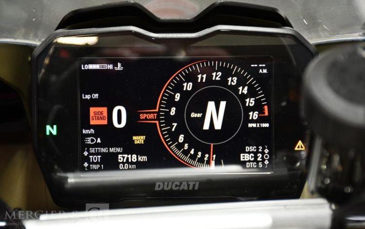 DUCATI PANIGALE V4 S-ROUGE ROUGE GM-561-SY