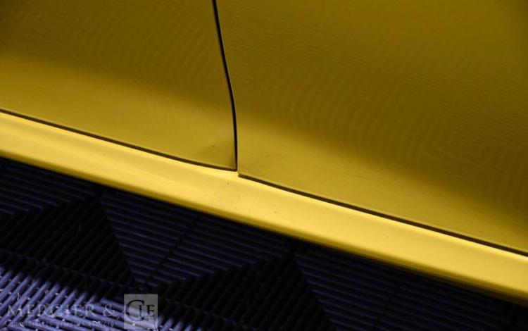 PEUGEOT 208 ACTIVE PACK BLUEHDI 100 S&S JAUNE GM-840-ZM