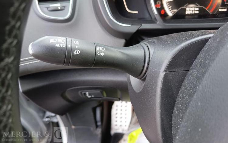 RENAULT GS SCENIC EXECUTIVE TCE 160 EDC GRIS GN-214-TF