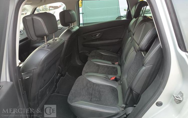 RENAULT GS SCENIC EXECUTIVE TCE 160 EDC GRIS GN-214-TF