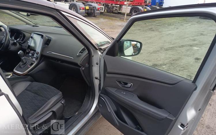 RENAULT GS SCENIC EXECUTIVE TCE 160 EDC GRIS GN-214-TF