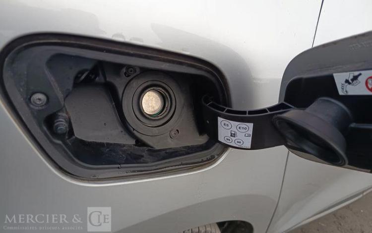 RENAULT GS SCENIC EXECUTIVE TCE 160 EDC GRIS GN-214-TF