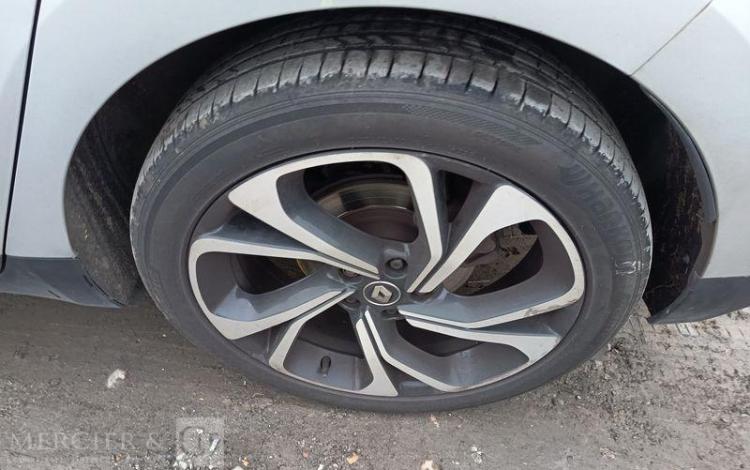 RENAULT GS SCENIC EXECUTIVE TCE 160 EDC GRIS GN-214-TF