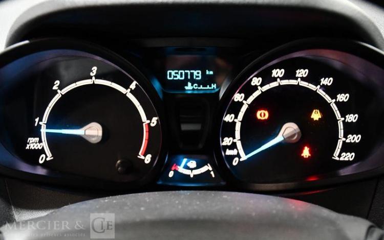 FORD TRANSIT COURIER FG 1.5 TDCI 100CH LIMITED  GP-800-DF