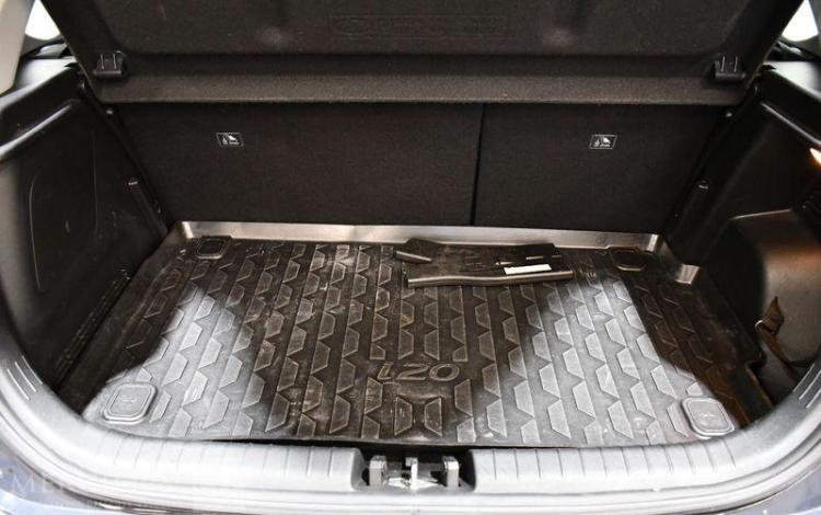 HYUNDAI I20 1.0 T-GDI 100ch MHEV BUSINESS GRIS GQ-046-DZ