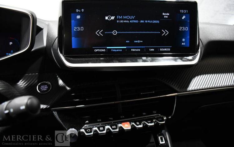 PEUGEOT 2008 ALLURE PACK PURE TECH GRIS GQ-745-PW