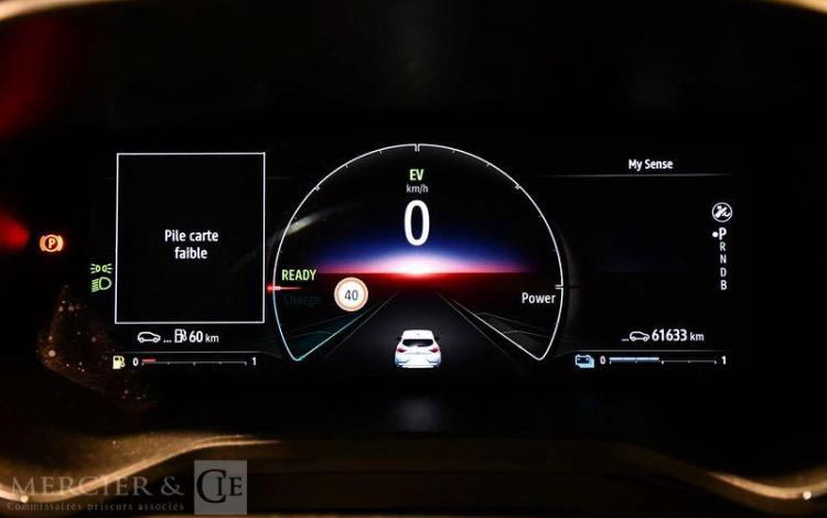 RENAULT CLIO V 1.6 E-TECH 145H 95ch MHEV ENGINEERED BVA GRIS GR-337-XC