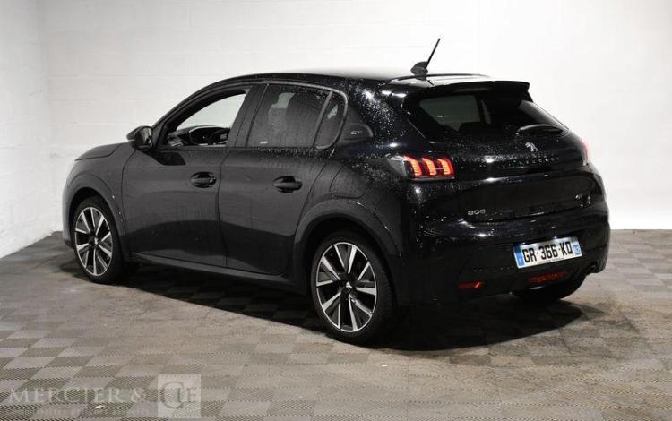 PEUGEOT 208 NOIR GR-366-KQ
