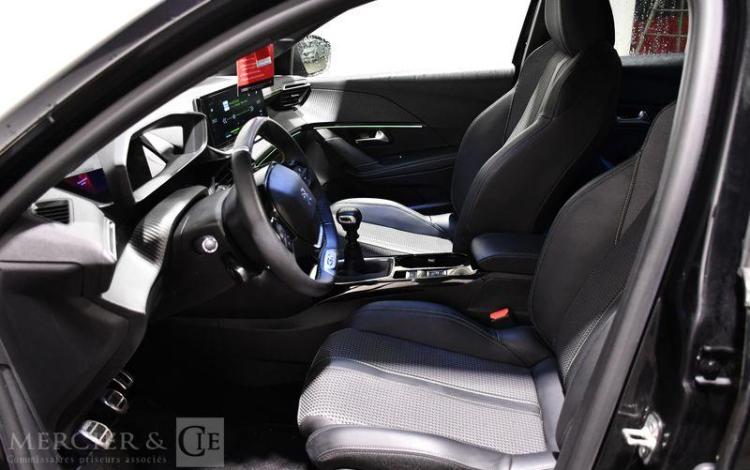 PEUGEOT 208 NOIR GR-366-KQ