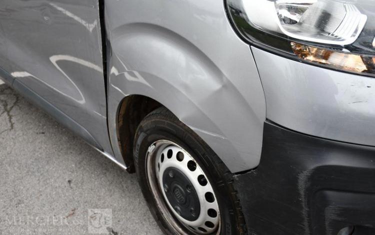 FIAT SCUDO 2,0 BLUE HDI 145 5,3 MF GRIS GR-529-HT